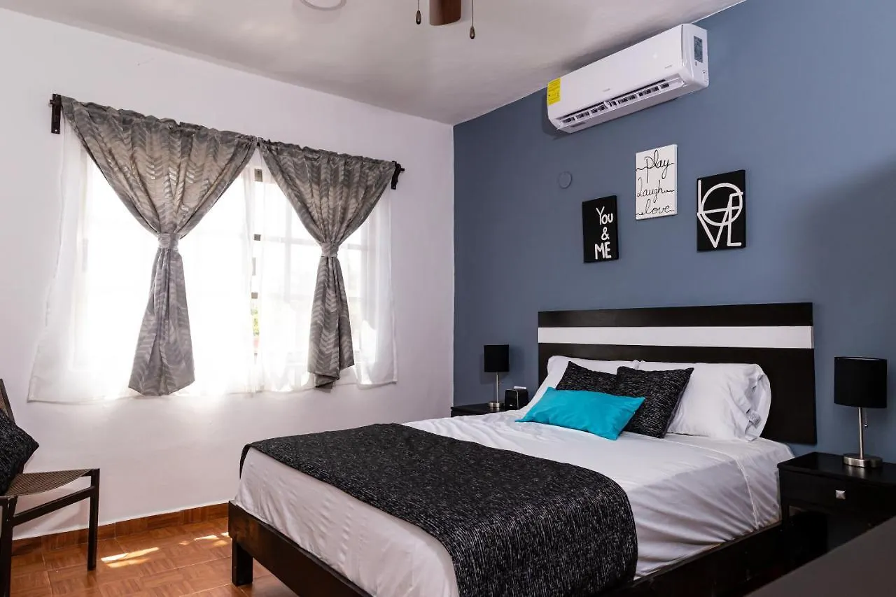 Santa Fe Studios And Suites Cancún 3*,  Mexico