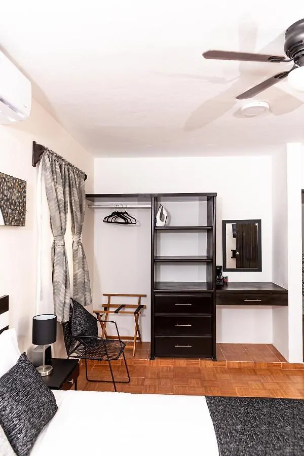 Santa Fe Studios And Suites Cancún Lägenhetshotell