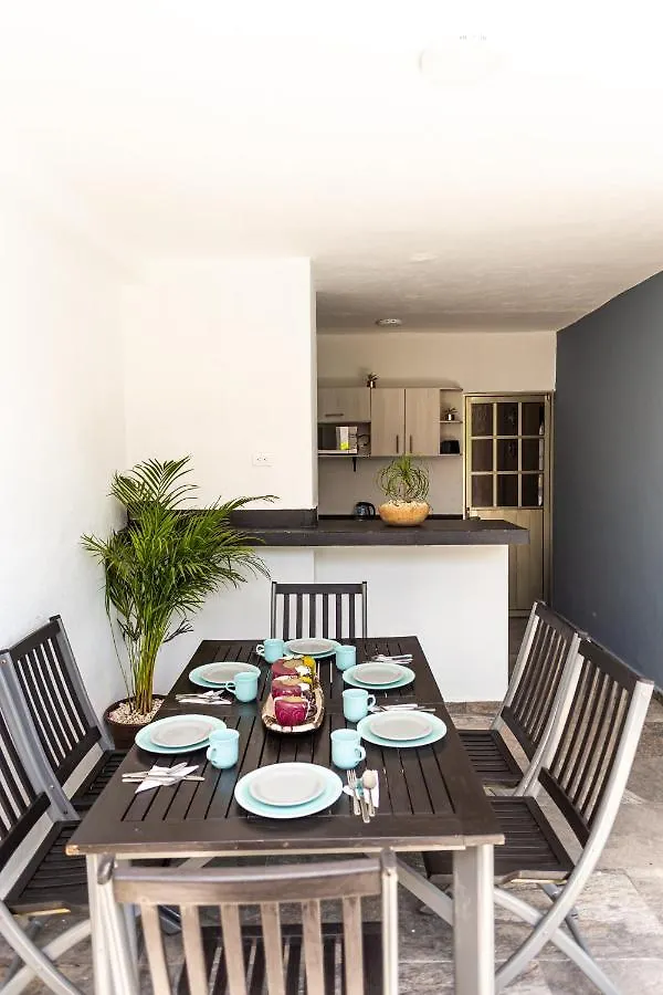 Santa Fe Studios And Suites Cancun Mexico